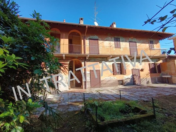 casa indipendente in vendita a Lonate Pozzolo
