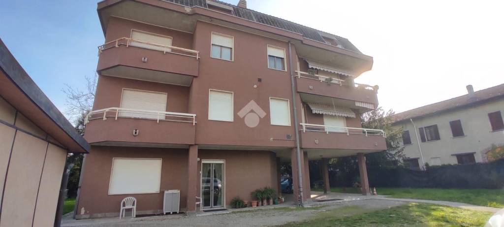 appartamento in vendita a Lonate Pozzolo