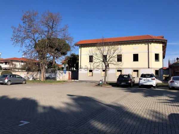 appartamento in vendita a Lonate Pozzolo