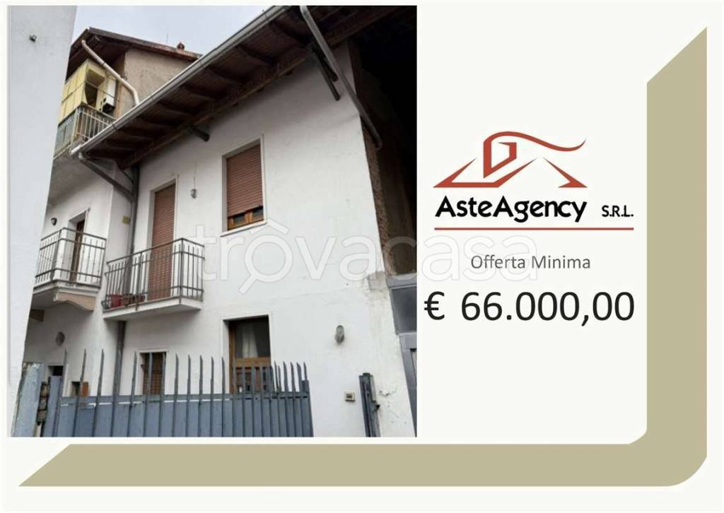 casa indipendente in vendita a Lonate Pozzolo