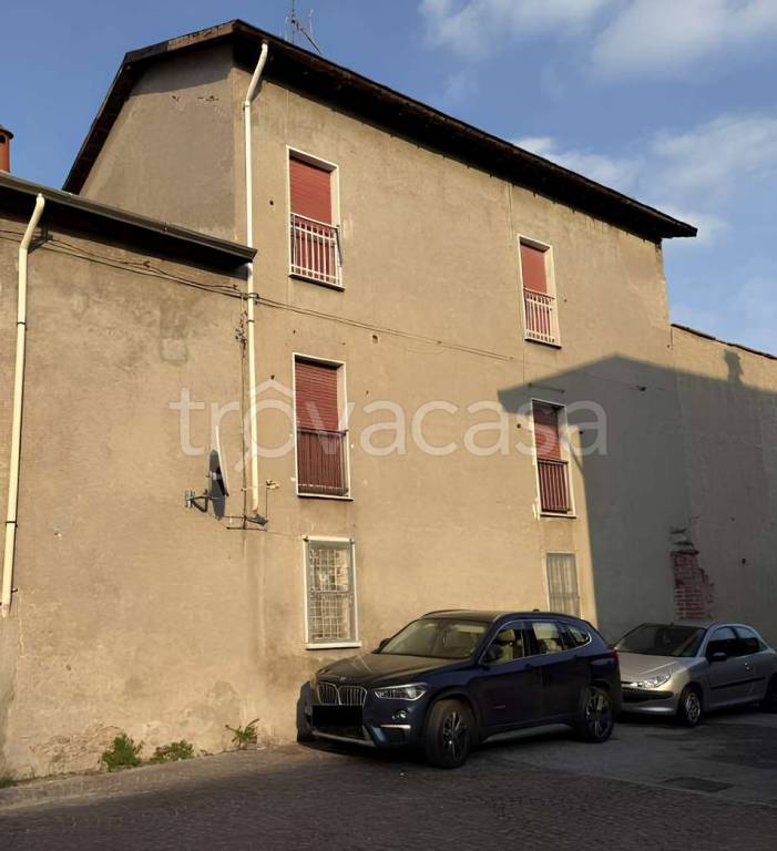 appartamento in vendita a Lonate Pozzolo