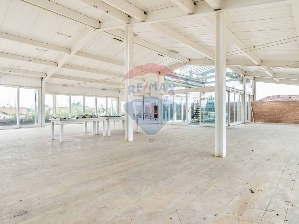 appartamento in vendita a Lonate Pozzolo in zona Sant'Antonino Ticino