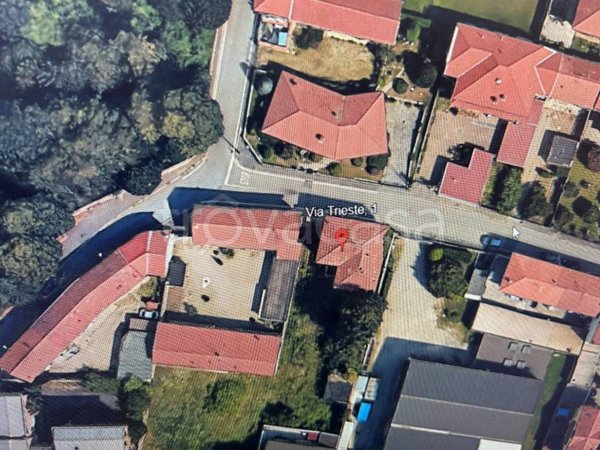 casa indipendente in vendita a Lonate Pozzolo