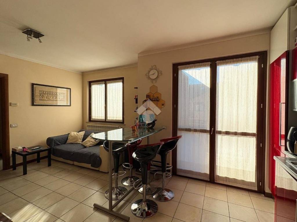 appartamento in vendita a Lonate Pozzolo