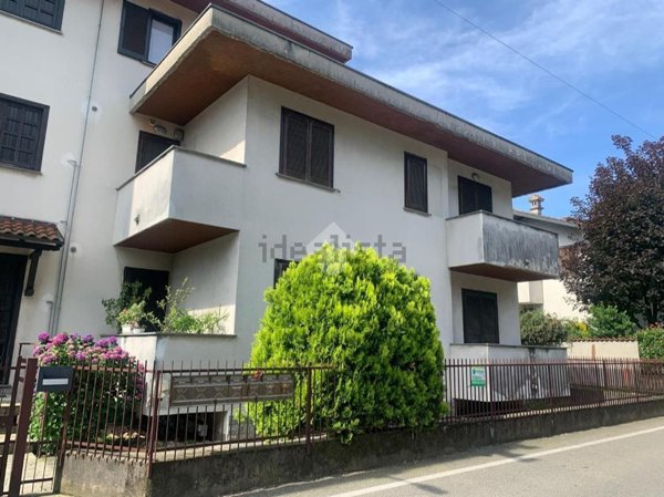 appartamento in vendita a Lonate Pozzolo