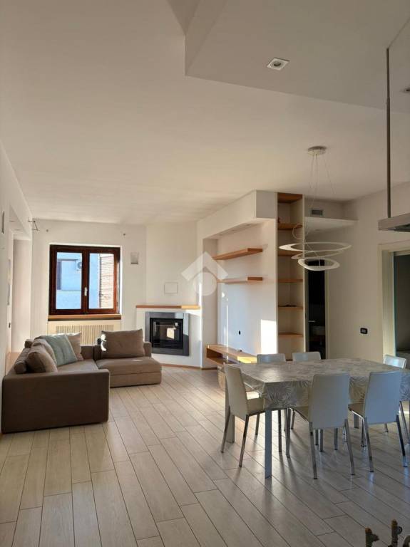 appartamento in vendita a Lonate Pozzolo