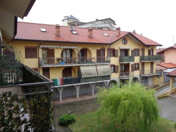 appartamento in vendita a Lonate Pozzolo
