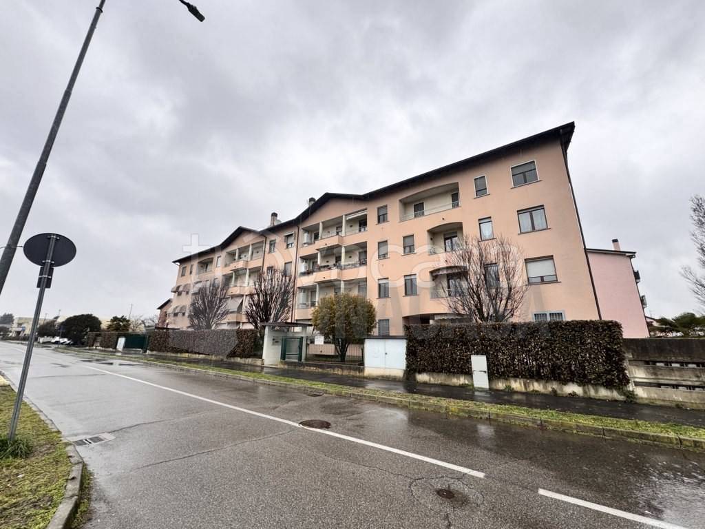 appartamento in vendita a Lonate Pozzolo