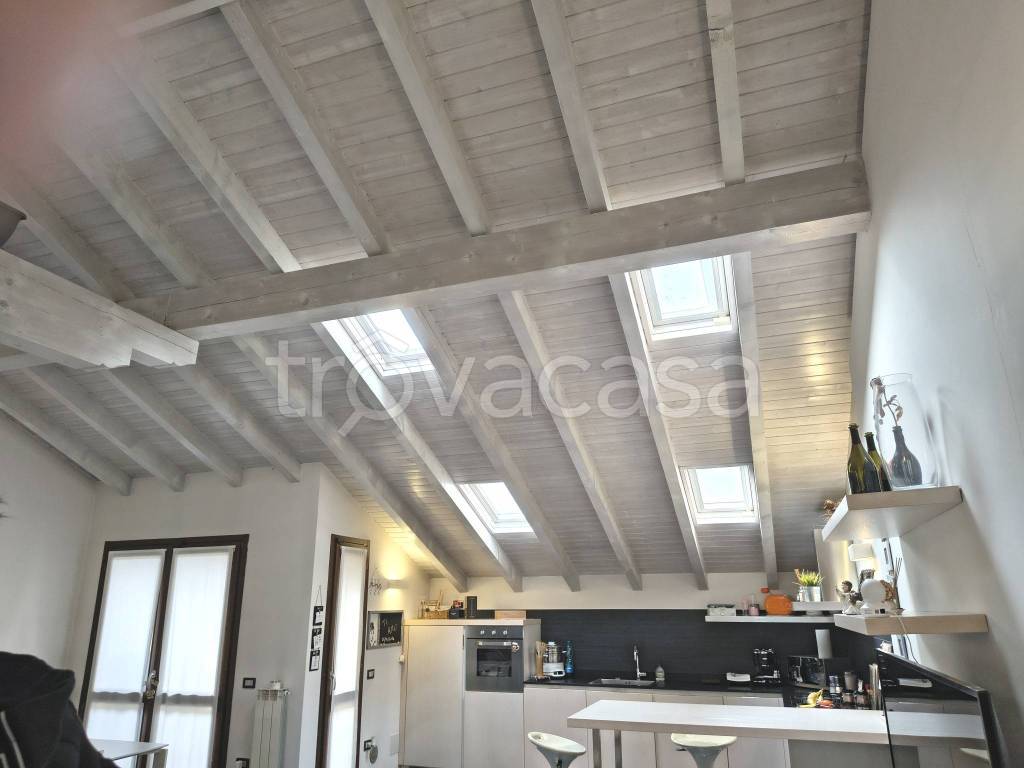 appartamento in vendita a Lonate Pozzolo