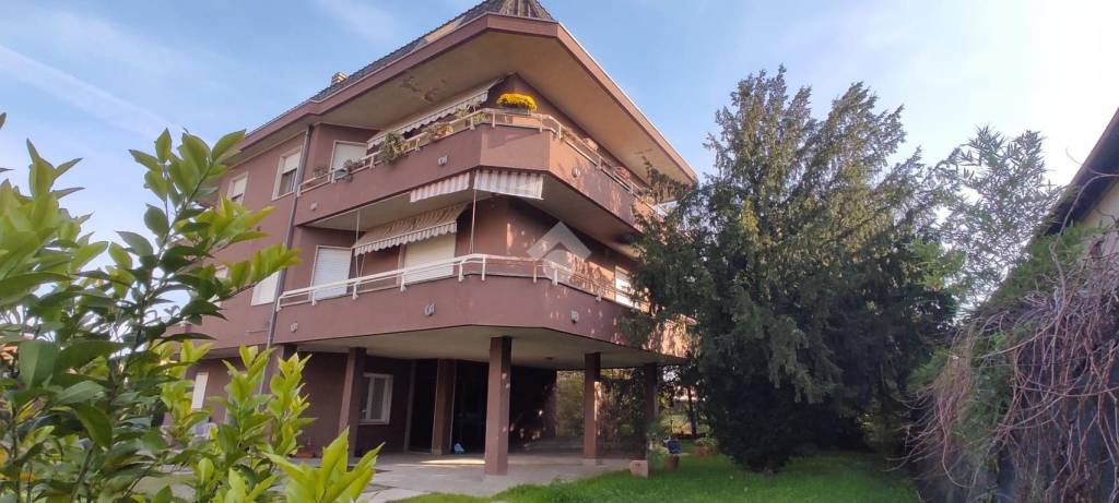 appartamento in vendita a Lonate Pozzolo