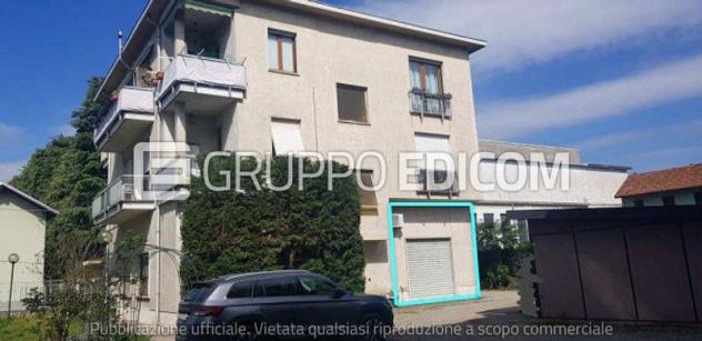 locale commerciale in vendita a Lonate Pozzolo