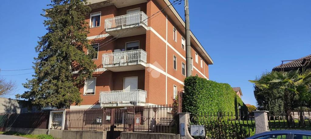 appartamento in vendita a Lonate Pozzolo