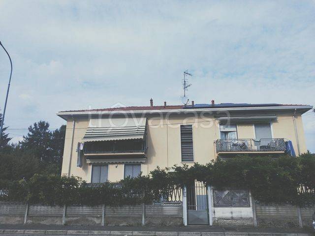 appartamento in vendita a Lonate Pozzolo in zona Sant'Antonino Ticino