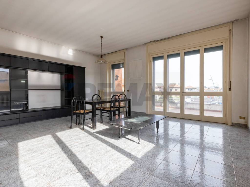 appartamento in vendita a Lonate Pozzolo