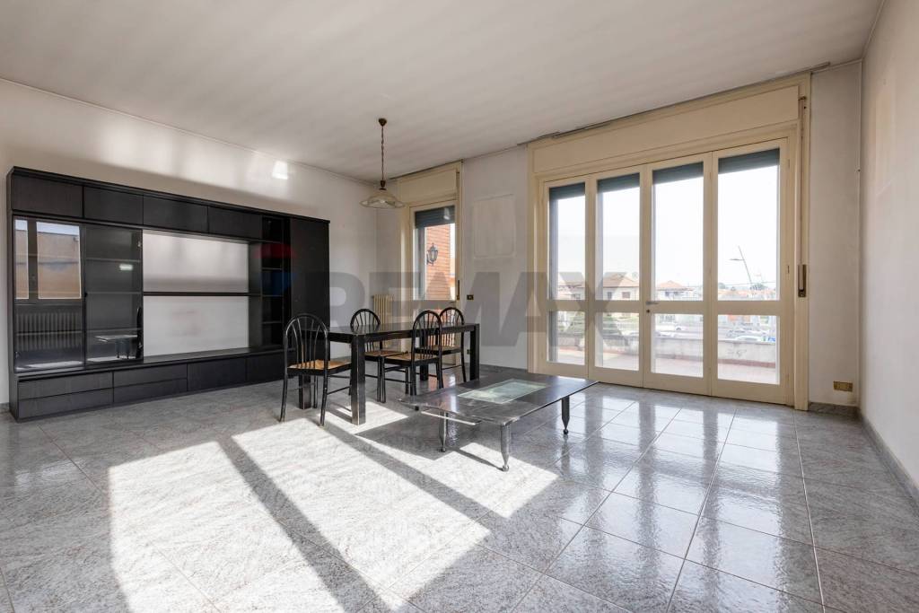 appartamento in vendita a Lonate Pozzolo