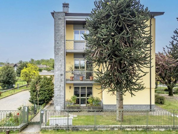 appartamento in vendita a Lonate Pozzolo in zona Tornavento