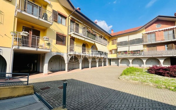 appartamento in vendita a Lonate Pozzolo