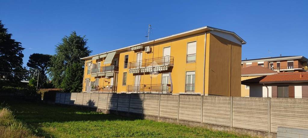 appartamento in vendita a Lonate Pozzolo