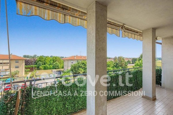 appartamento in vendita a Lonate Pozzolo in zona Sant'Antonino Ticino