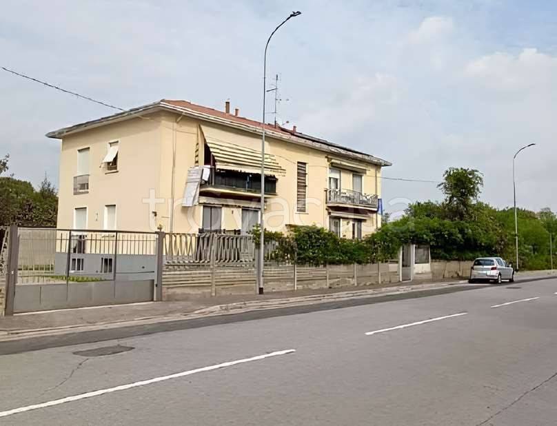 appartamento in vendita a Lonate Pozzolo in zona Sant'Antonino Ticino