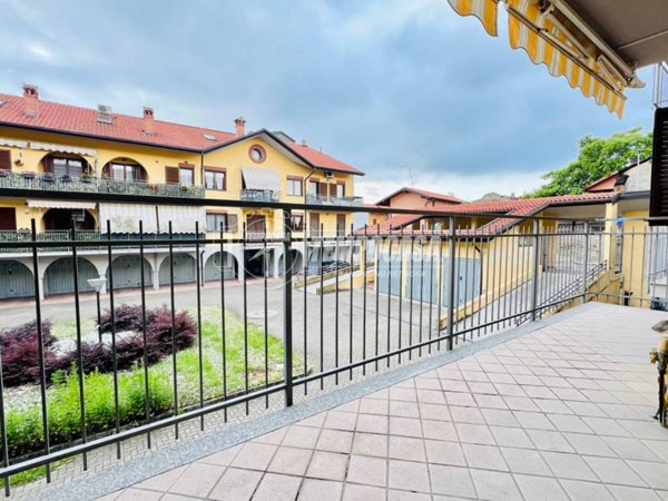 appartamento in vendita a Lonate Pozzolo