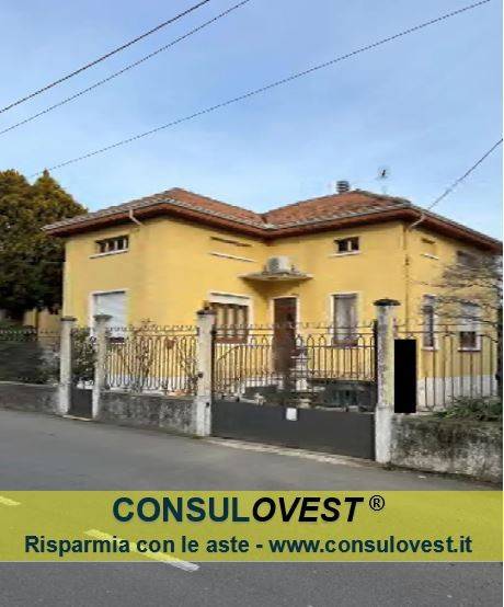 casa indipendente in vendita a Lonate Pozzolo
