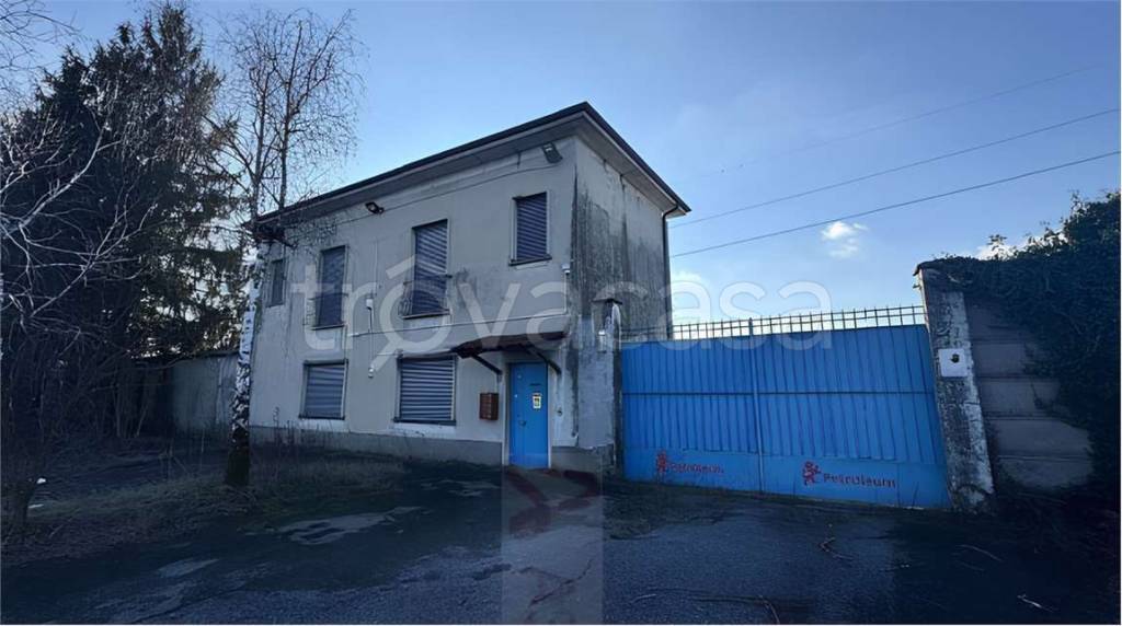 appartamento in vendita a Lonate Pozzolo in zona Sant'Antonino Ticino