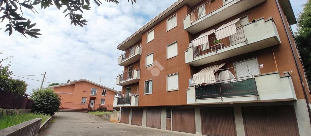appartamento in vendita a Lonate Pozzolo