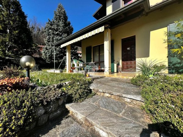 appartamento in vendita a Lozza
