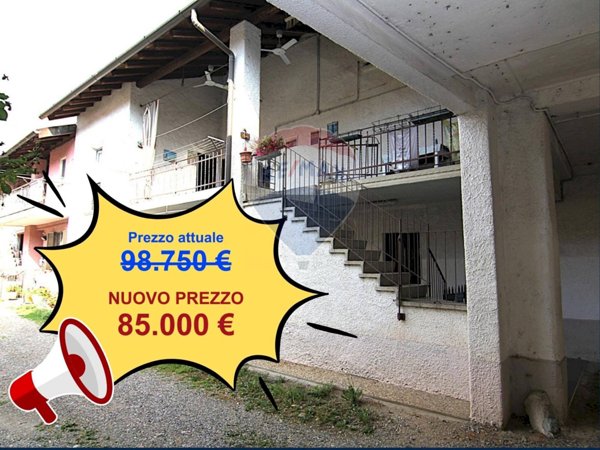 casa semindipendente in vendita a Lozza