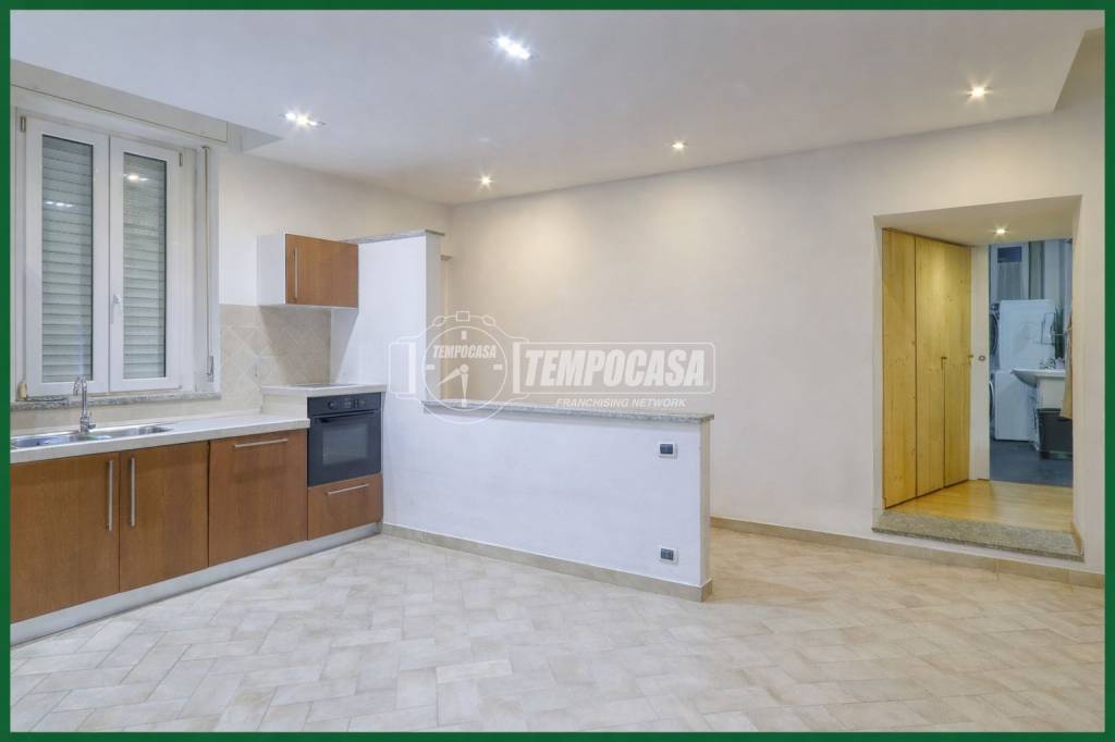 appartamento in vendita a Lozza