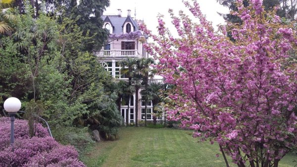 casa indipendente in vendita a Luino