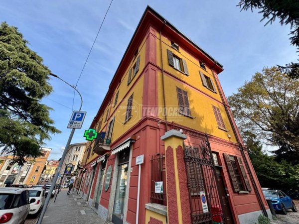 appartamento in vendita a Luino in zona Fornasette
