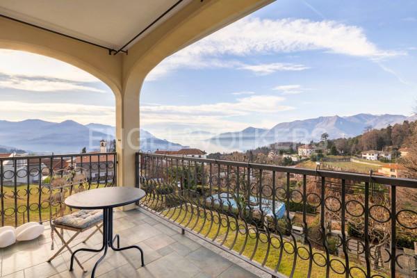 casa indipendente in vendita a Luino