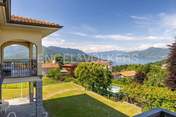 casa indipendente in vendita a Luino