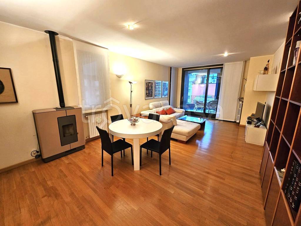 appartamento in vendita a Luino