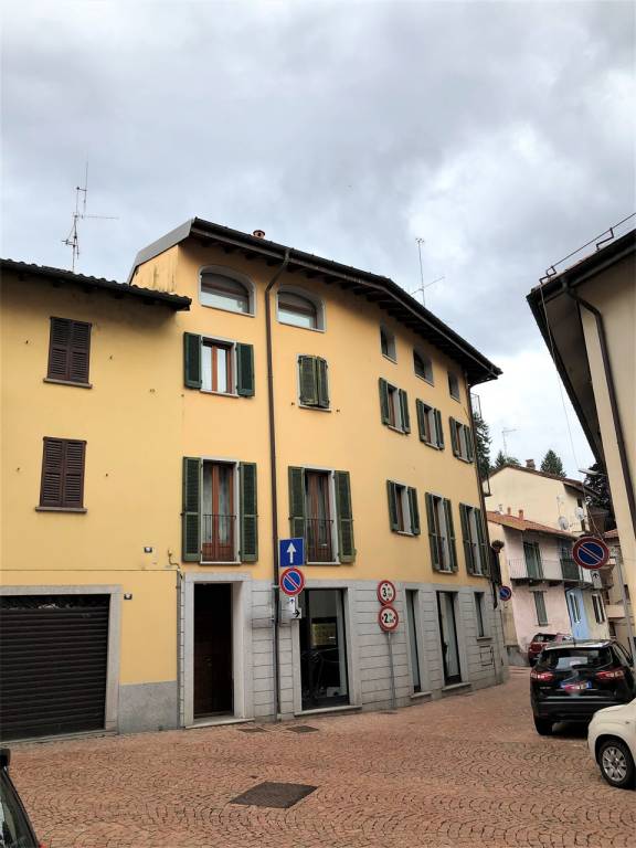 trivano in vendita a Luino