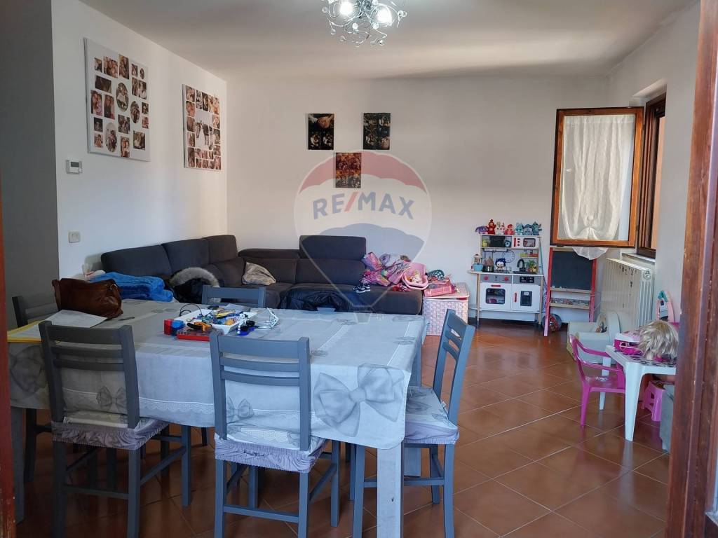 casa indipendente in vendita a Luino