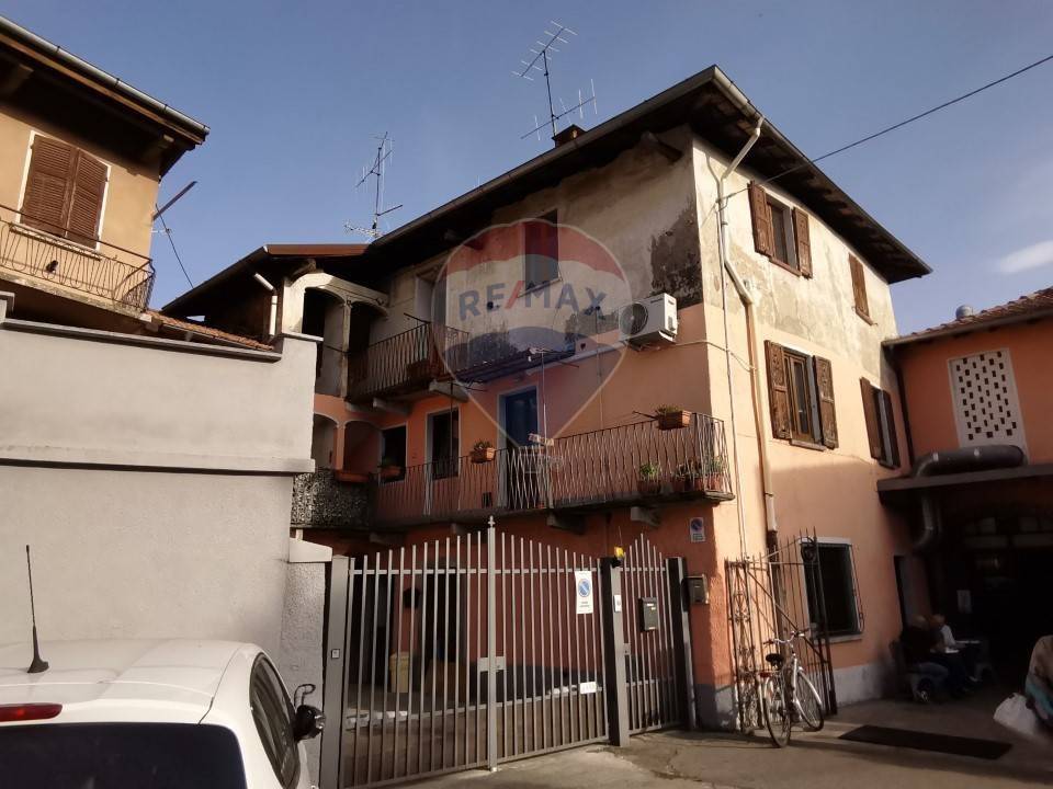 casa indipendente in vendita a Luino