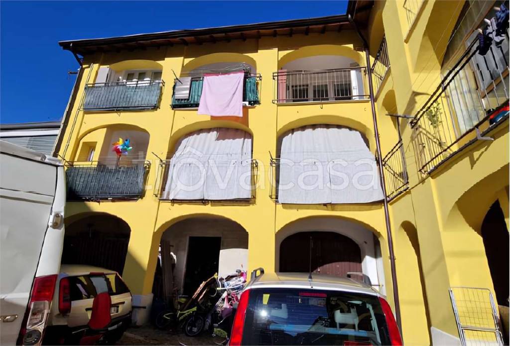 appartamento in vendita a Luino