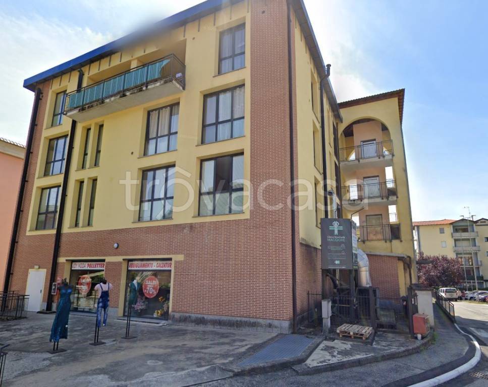 appartamento in vendita a Luino