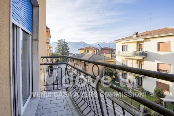 appartamento in vendita a Luino