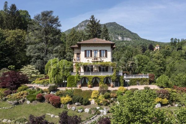 villa in vendita a Luino