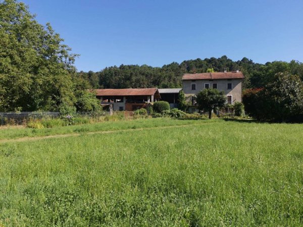 casa indipendente in vendita a Luino