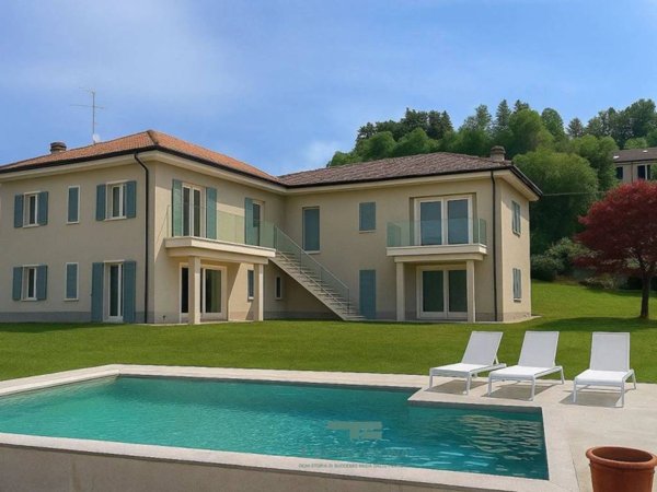 appartamento in vendita a Luino