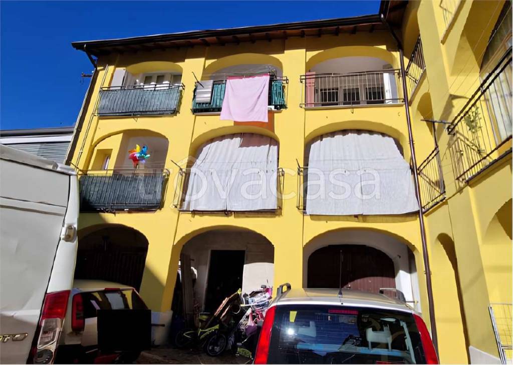 appartamento in vendita a Luino