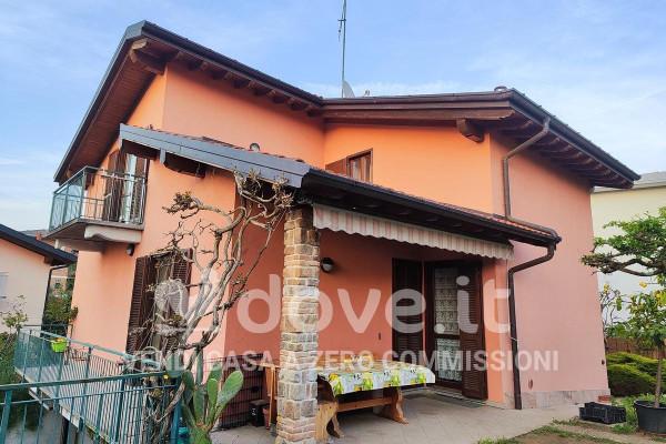 casa indipendente in vendita a Luino