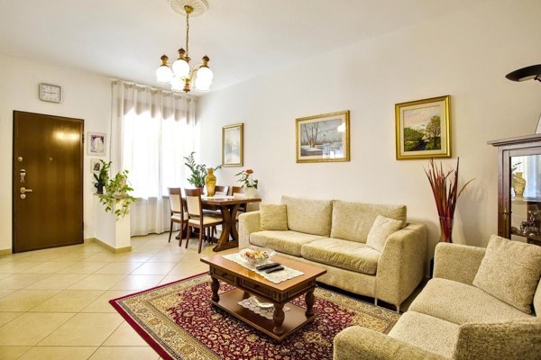 appartamento in vendita a Luino in zona Voldomino