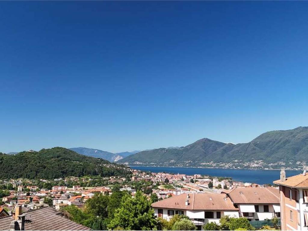 appartamento in vendita a Luino