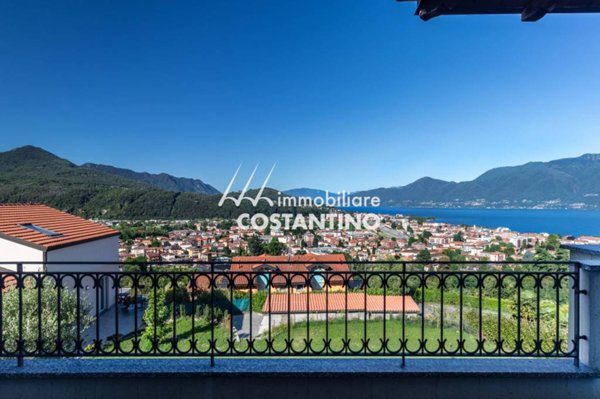 casa indipendente in vendita a Luino